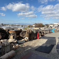 【造園資材まとめて／単品可】庭石・石材・竹材などの画像