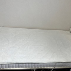 シングルベッドの画像