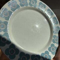 【年明けまで限定出品】Arabia　veera　トリオセット　カップ&ソーサー　ケーキプレート　アラビア　ヴェーラ　パン皿　ケーキ皿の画像