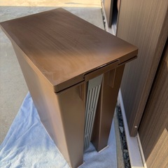 足踏み式ペール ゴミ箱　ブラウンの画像