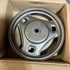 アドレスv100スチールホイールの画像