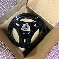 アドレスv100スチールホイールの画像