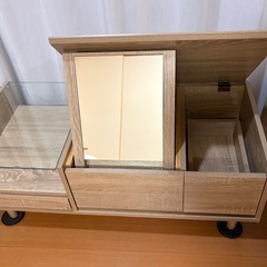 LOWYA　ドレッサーテーブルの画像