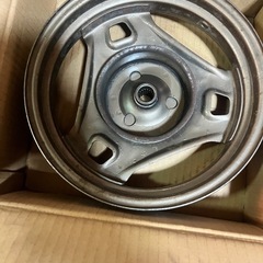 アドレスv100スチールホイールの画像