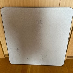 こたつの天板の画像