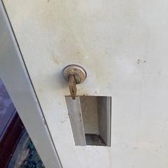 昭和レトロ コクヨ スチールキャビネット 鍵付き収納庫 引き出し付 書庫 グレーの画像