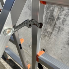 【2個セット】アルインコ アルミ踏台 CCA-80KL（軽量・薄型）の画像