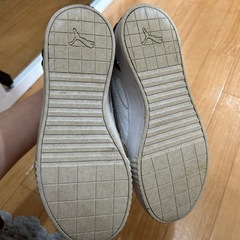 プーマ スニーカーの画像