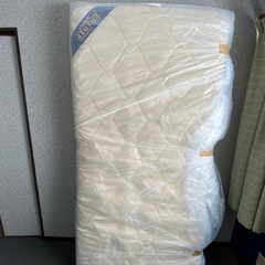 シングルベッド+ポケットコイルマットの画像