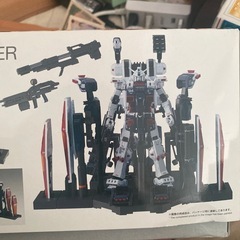 1/100ウエポン&アーマーハンガー　　　　（サンダーボルト版フルアーマー・ガンダム仕様）の画像