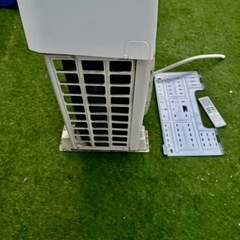 2022年製　RIAIR エアコン 2.5kW 7畳〜10畳向け YAMADA  ヤマダ電気の画像