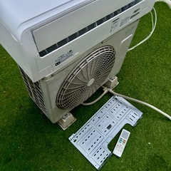 2022年製　RIAIR エアコン 2.5kW 7畳〜10畳向け YAMADA  ヤマダ電気の画像