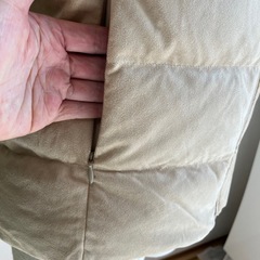 ダウンベスト　ユニクロ  S〜M超美品　レディース　ベージュ UNIQLOの画像
