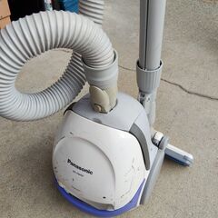 【引取限定】Panasonic MC-PBH5F 掃除機本体の画像