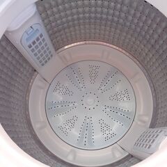 AQUA アクア　7.0㎏全自動洗濯機　AQW-V7M　2022年製　中古の画像