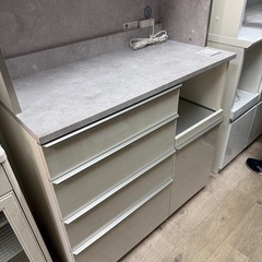 パモウナ　ダイニングボード　食器棚　の画像