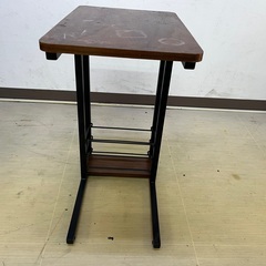 サイドテーブルの画像