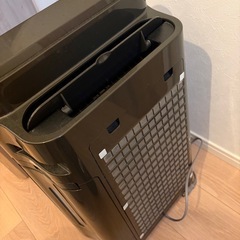 【SHARP 加湿空気清浄機 KC-J50-H】2020年製／動作確認済みの画像