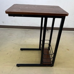 サイドテーブルの画像