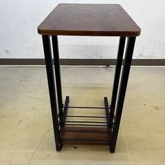 サイドテーブルの画像