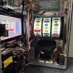 パチスロ　 蒼穹のファフナー　コイン不用機　スロット実機の画像