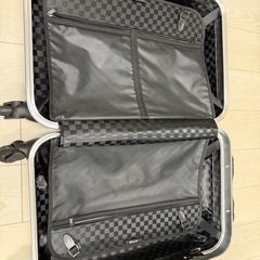 アクタス　キャリーケースの画像