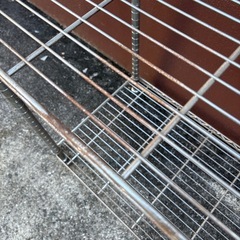 12/21(日)までの早い者勝ち！スチール棚2段の画像