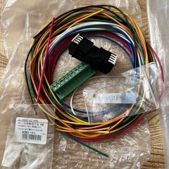 ネジ、ステー、など部品の画像