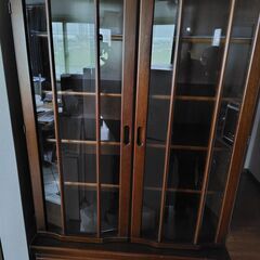 食器棚 ガラス戸棚 キッチン収納 中古 レトロの画像