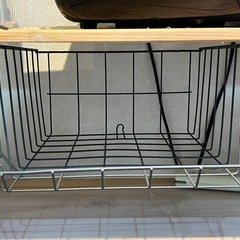 引っ掛けるタイプの収納（グレー）の画像