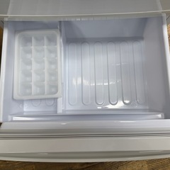 ジモティー特別価格🉐2017年製★２ドア冷蔵庫★137L★3ヶ月間保証付きの画像