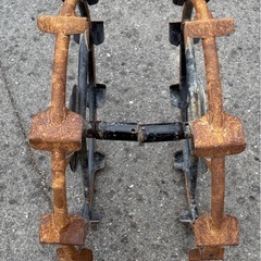 田植え機　田植機　補助輪　鉄車輪　車輪　クボタ　S1-500 左右セット　ハブシャフト　パーツ　部品　六角軸の画像