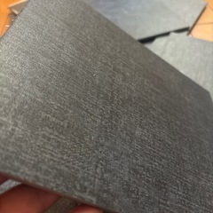 DIYやリメイクに　フロアタイルの切れ端の画像