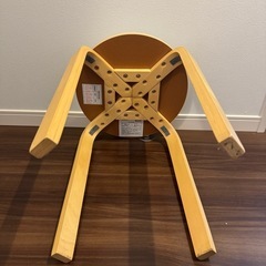 ニトリ　丸イスの画像