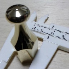 荷掛ナット デコナット　金メッキの画像