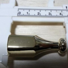 荷掛ナット デコナット　金メッキの画像