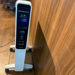 Siroca 遠赤軽量ヒーター　SN-M351 ホワイト色の画像