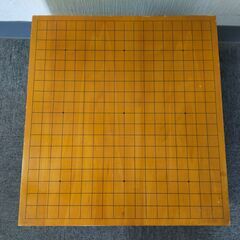 【年末年始営業のお知らせ】12月29日～1月4日までお休みとさせていただきます  △ 囲碁盤 基盤 脚付き 裏面破損あり 現状渡し の画像