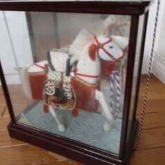 美術品　アンティーク　豪華白馬の置物の画像