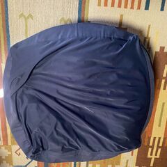 無印良品_体にフィットするクッション_ネイビーの画像