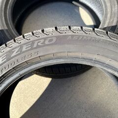 ピレリ ASIMMETRICO スタッドレスタイヤ 225/45R18 95H 24年製 ８分山の画像