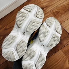 LOVETOXICスニーカーの画像