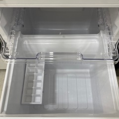 取りに来れる方限定！SHARP(シャープ)の2ドア冷蔵庫です！の画像