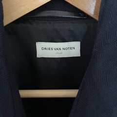 DRIES VAN NOTEN ネイビー トレンチコートの画像