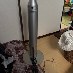 コイズミ　遠赤電気ストーブの画像