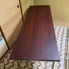 会議用3人掛けテーブルの画像