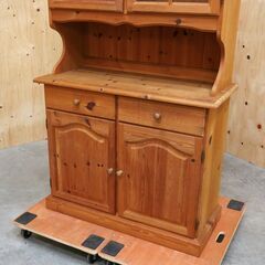 ≪zyt2647ジ≫ ヴィンテージ家具 カントリー調 キッチンボード パイン材 食器棚/アンティーク調/Tica?/フランスベッド?/中古家具/リユースストレージ仙台 071211-06の画像