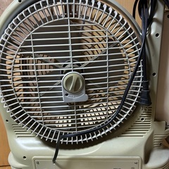 TEKNOS 多機能充電式25cm扇風機 の画像