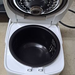 【リサイクルショップどりーむ荒田店】No.5645　炊飯器　3合炊き　三菱　2014年製　おすすめ商品です🎵の画像