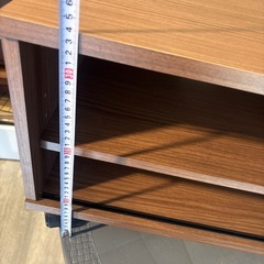 キャスター付きテレビ台の画像